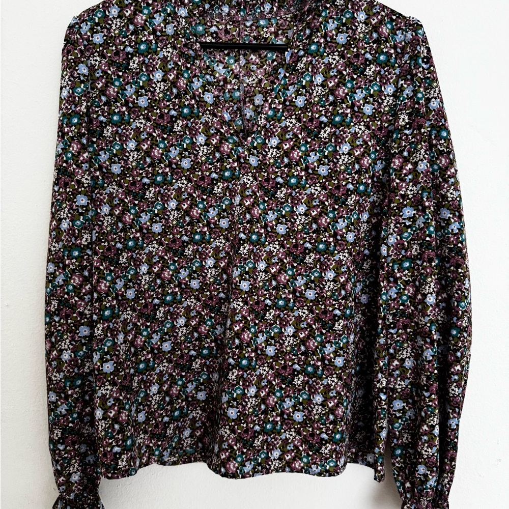 Floral V-Neck Blouse